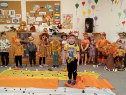 2025-10-22 Jesienna moda u Krasnali